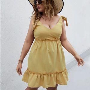 Beautiful new in bag plus yellow summer dress